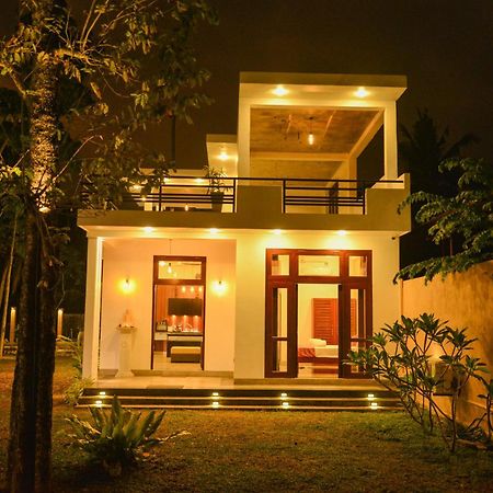 Yehen'S Villa Unawatuna Εξωτερικό φωτογραφία