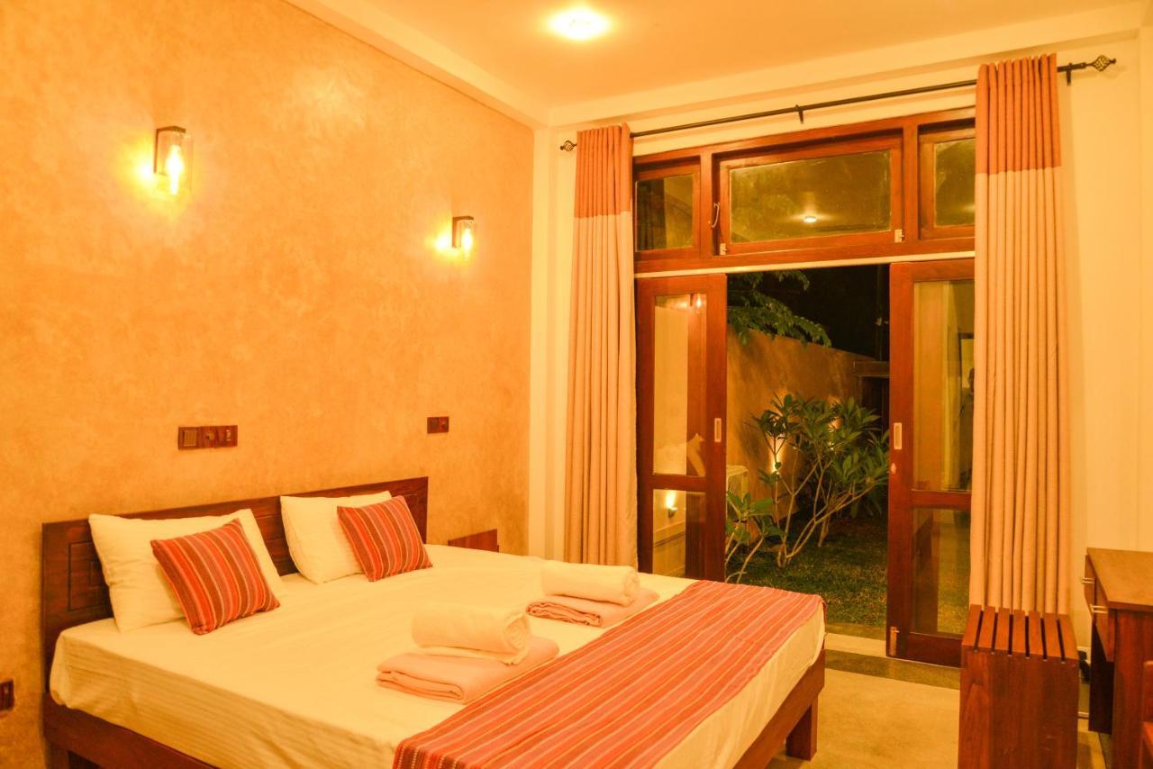 Yehen'S Villa Unawatuna Εξωτερικό φωτογραφία